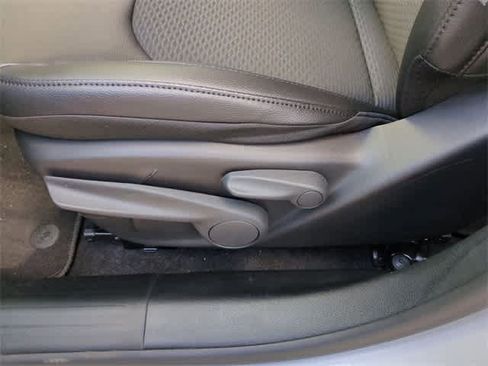 New 2026 Jeep Compass Latitude image 18