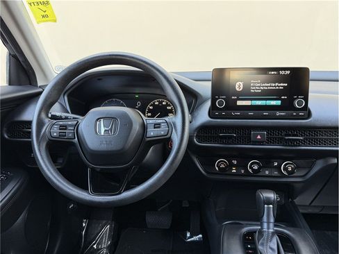 Used 2024 Honda HR-V LX image 13