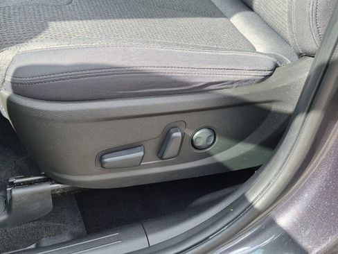 Used 2023 Hyundai Santa Fe SEL FWD image 17