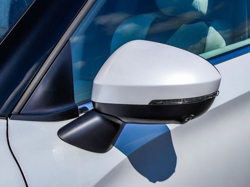 New 2025 Mitsubishi Outlander SE image 49