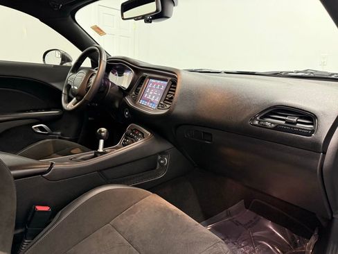Used 2019 Dodge Challenger R/T Scat Pack w/ Dynamics Package image 14