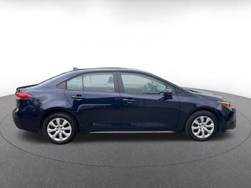 Used 2025 Toyota Corolla LE image 15