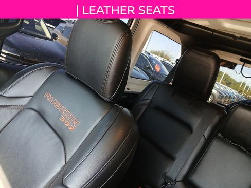 Used 2022 Jeep Wrangler Unlimited Rubicon w/ Trailer Tow Package image 16