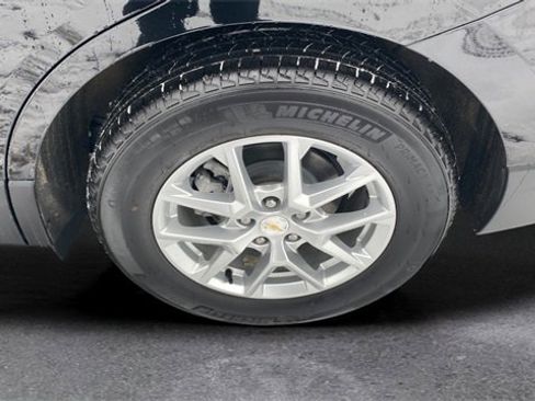 Used 2024 Chevrolet Equinox LS w/ LS Convenience Package image 18
