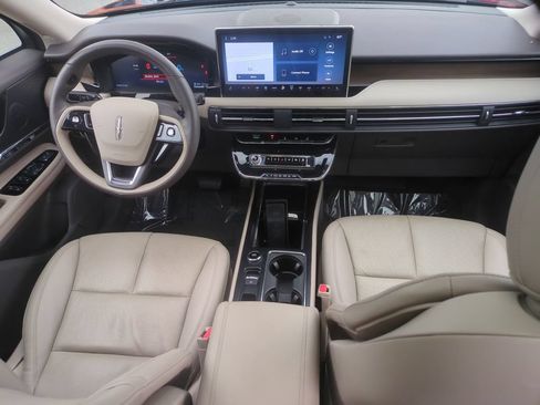 Used 2024 Lincoln Corsair Grand Touring AWD/4WD image 19