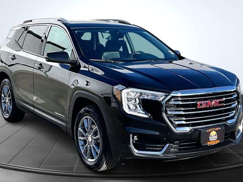 Used 2024 GMC Terrain SLT image 22