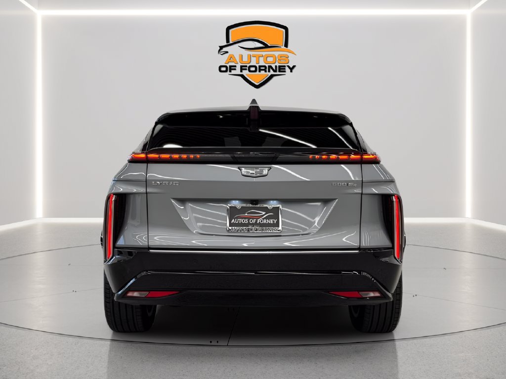 Used 2024 Cadillac Lyriq Luxury w/ LPO, Floor Liner Package AWD/4WD image 3