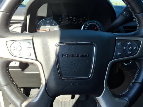 Used 2019 GMC Yukon XL Denali w/ Denali Ultimate Package image 24