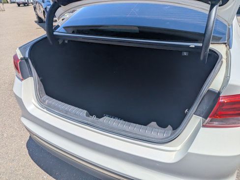 Used 2016 Kia Optima LX FWD image 23