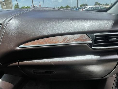 Used 2019 Maserati Levante GranLusso image 30