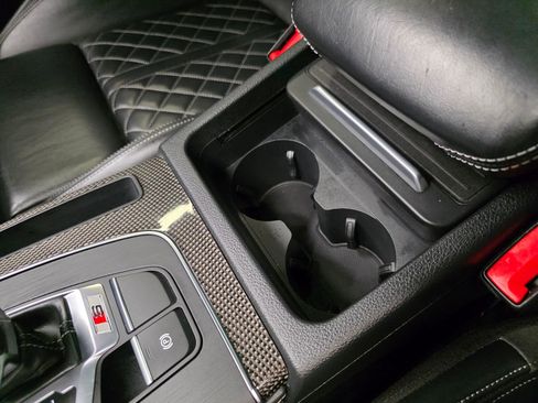 Used 2020 Audi SQ5 Premium Plus w/ Premium Plus Package image 30