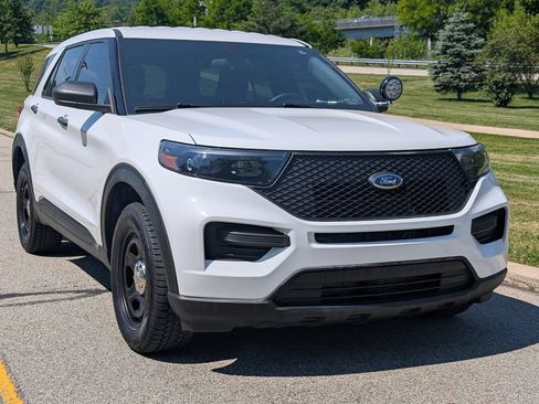 Used 2021 Ford Explorer 4WD Police Interceptor image 2