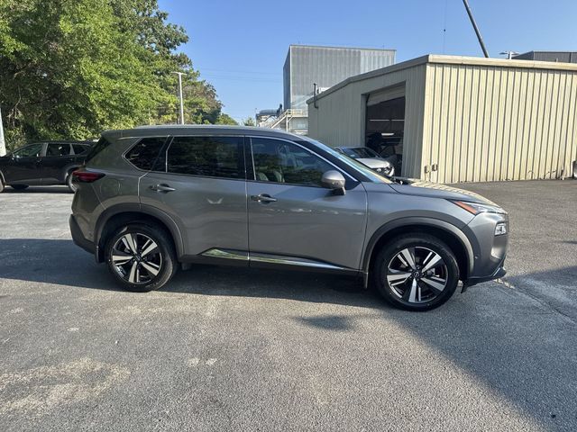 Used 2023 Nissan Rogue SL w/ SL Premium Package FWD image 4