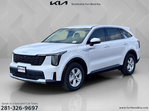 New 2026 Kia Sorento LX FWD image 1