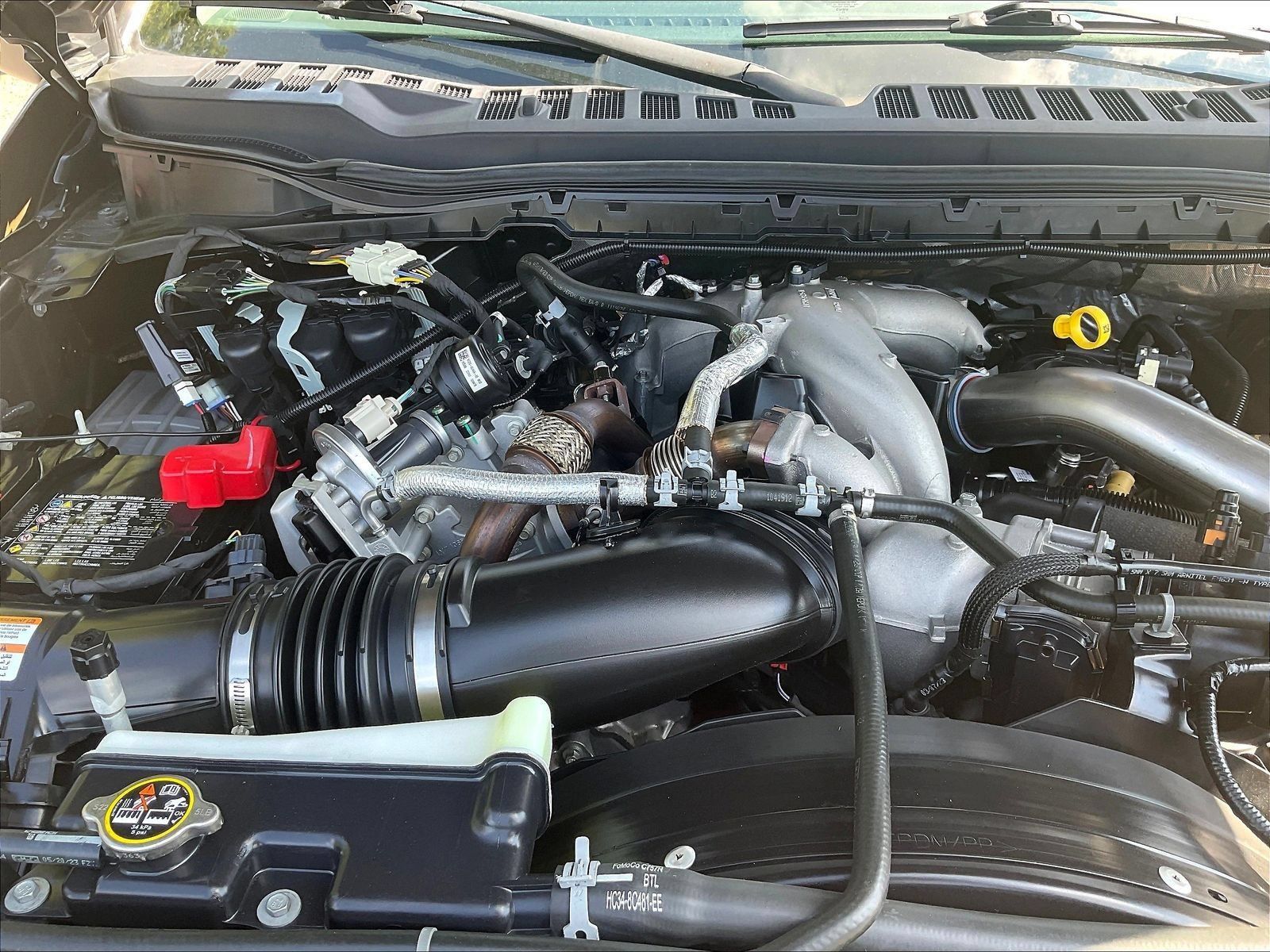 Used 2023 Ford F250 Lariat w/ Lariat Ultimate Package AWD/4WD image 32