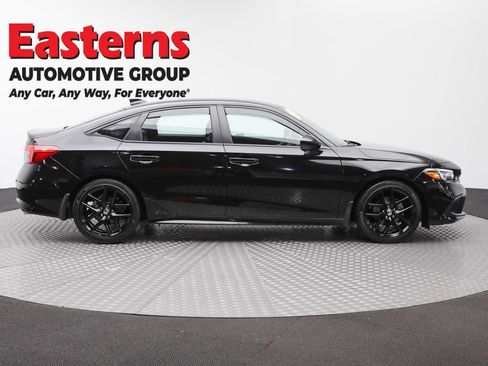 Used 2022 Honda Civic Sport image 3