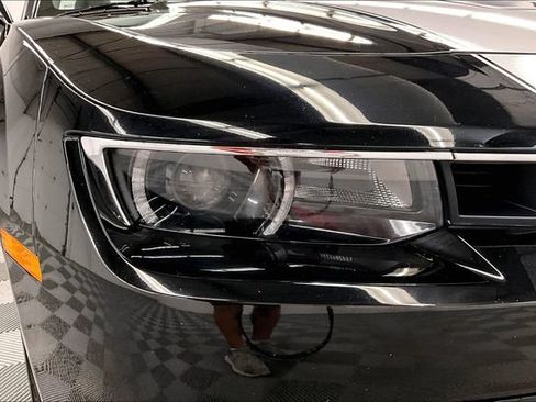 Used 2015 Chevrolet Camaro SS RWD image 31