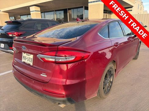 Used 2019 Ford Fusion SE w/ Equipment Group 151A image 3