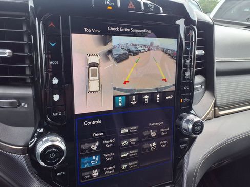 Used 2019 RAM 1500 Limited AWD/4WD image 11