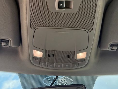 Used 2018 Ford F150 XLT w/ Equipment Group 302A Luxury AWD/4WD image 19