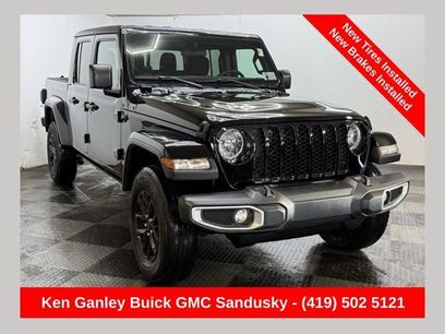 Used 2023 Jeep Gladiator Sport