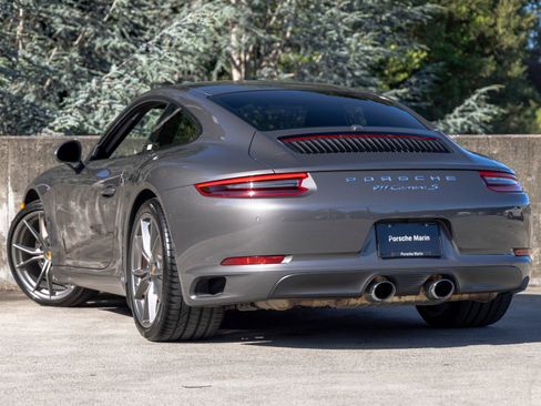 Certified 2017 Porsche 911 Carrera S RWD image 3