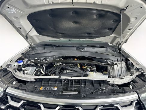 Used 2025 Ford Explorer Platinum w/ LUX Leather Package AWD/4WD image 36