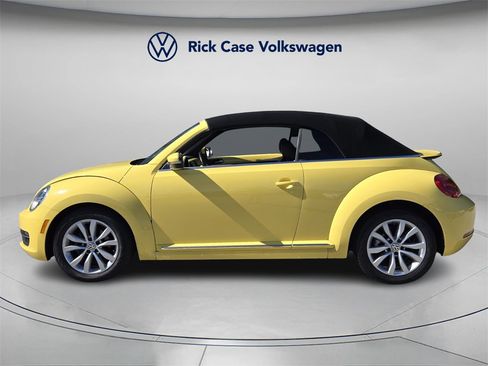 Used 2014 Volkswagen Beetle TDI image 4
