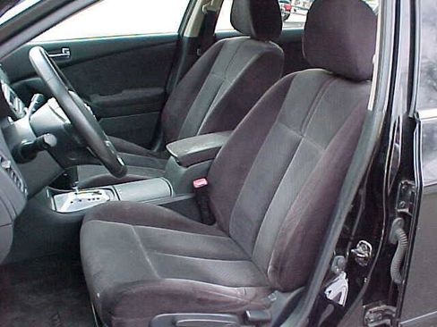 Used 2009 Nissan Altima 2.5 S FWD image 12
