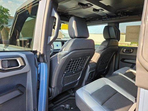 New 2024 Ford Bronco Black Diamond image 15