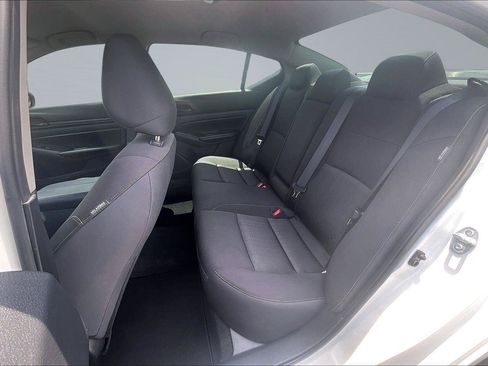 Certified 2025 Nissan Altima 2.5 S FWD image 26