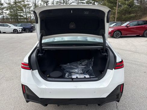 New 2026 BMW 530i xDrive image 24