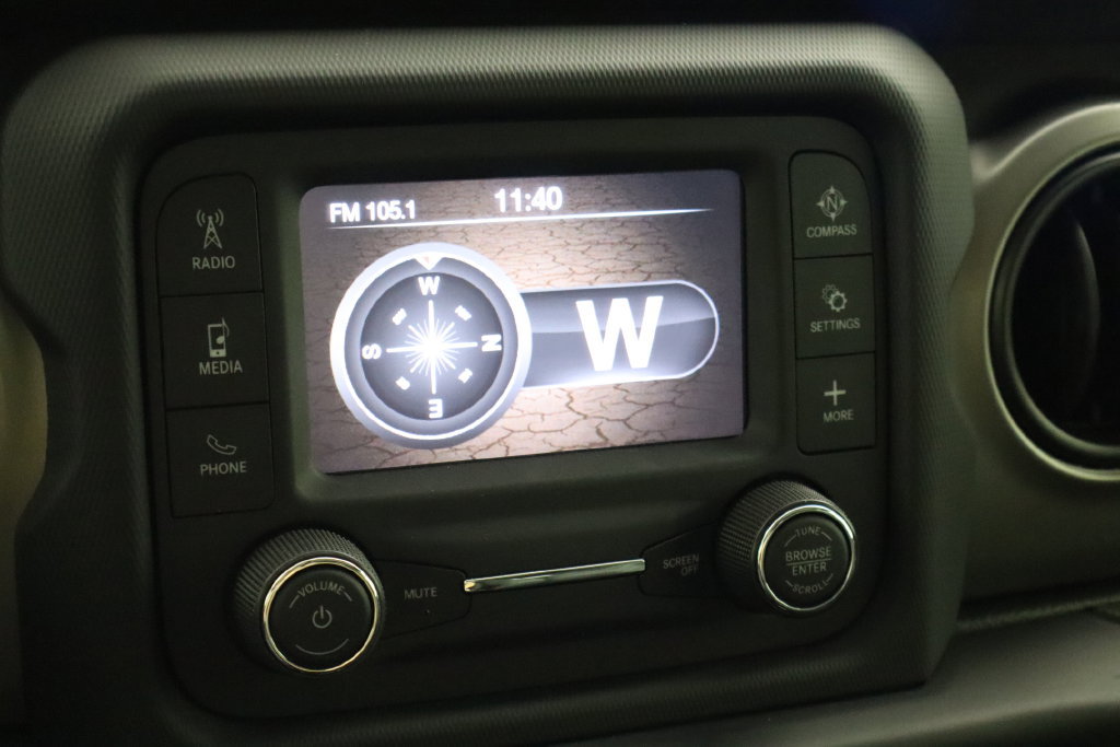 Used 2021 Jeep Gladiator Sport AWD/4WD image 24