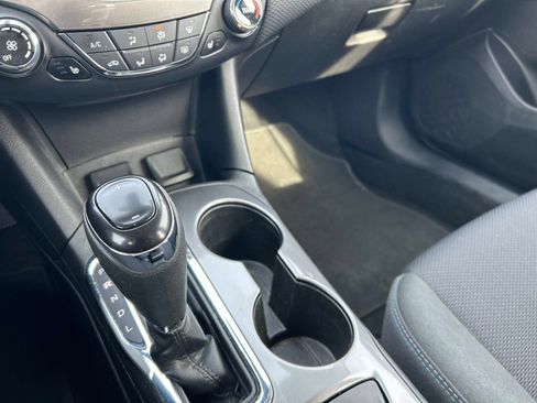 Used 2017 Chevrolet Cruze LT w/ Convenience Package image 30