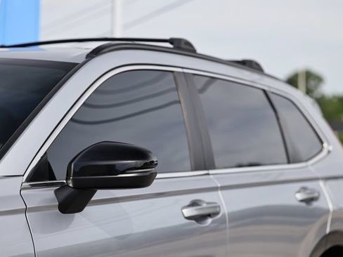 Used 2024 Honda CR-V Sport Touring image 3