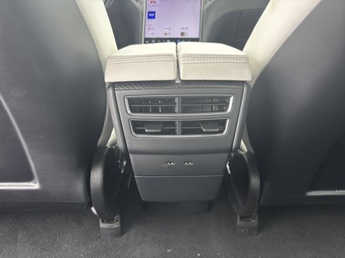 Used 2020 Tesla Model S Performance image 23