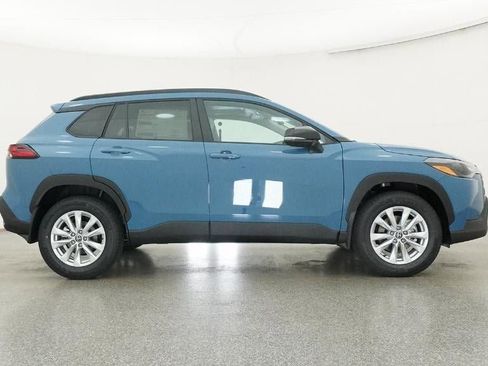 New 2026 Toyota Corolla Cross LE image 27