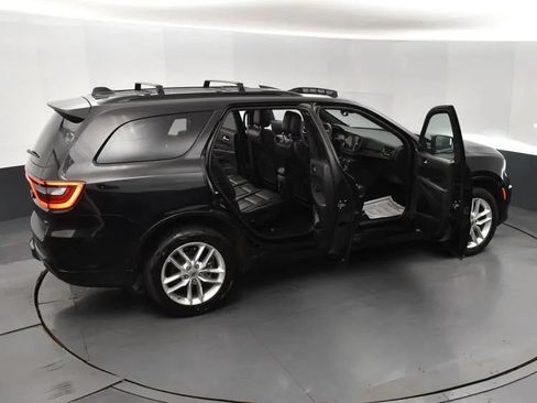 Used 2024 Dodge Durango GT AWD/4WD image 6