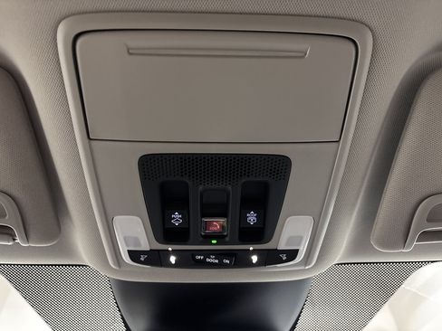 New 2026 Honda Pilot Elite image 14