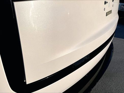 Used 2023 Land Rover Range Rover SE image 22