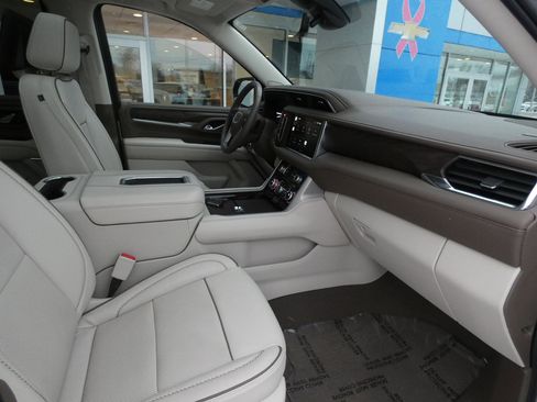 Used 2022 GMC Yukon Denali w/ Denali Ultimate Package image 19