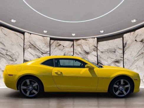 Used 2011 Chevrolet Camaro SS w/ RS Package RWD image 4