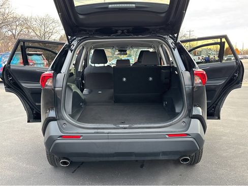 Used 2024 Toyota RAV4 XLE image 19