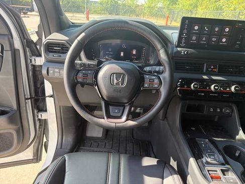 New 2026 Honda Pilot TrailSport image 16