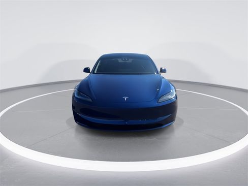 Used 2025 Tesla Model 3 Long Range image 3