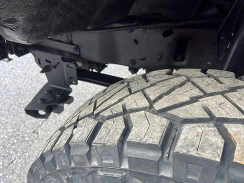 Used 2001 Ford F250 4x4 Regular Cab Super Duty image 38