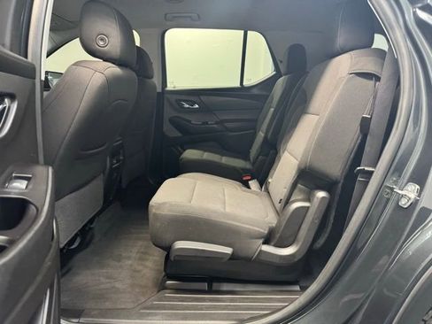 Used 2019 Chevrolet Traverse LT image 28