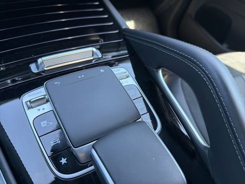 Used 2023 Mercedes-Benz GLE 53 AMG 4MATIC image 29