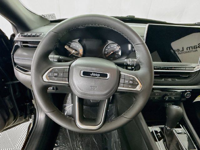 New 2026 Jeep Compass Latitude AWD/4WD image 11
