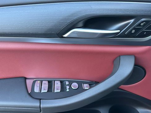 New 2025 BMW X4 xDrive30i w/ Convenience Package image 8